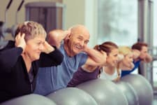 Fit bleiben auch jenseits der Fünfzig - Warum Bewegung im Alter so wichtig ist