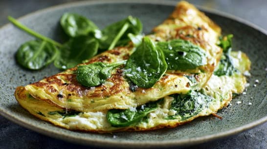 Spinat-Omelett mit Knoblauch