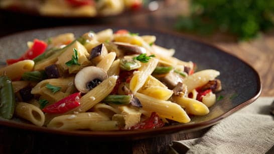 Penne-Salat mit Tofu